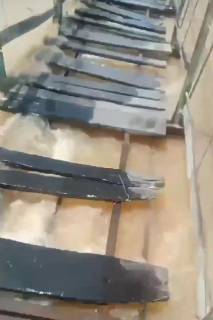 Jembatan Alternatif di Mandiangin Tuo: Harapan Satu-satunya Saat Banjir Melanda