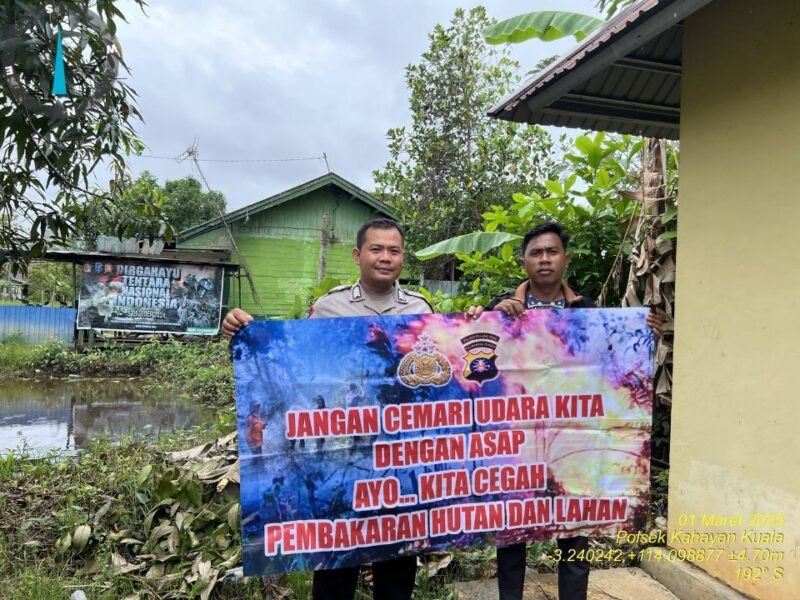 Personel Polsek Kahayan Kuala sambangi warga dan Memberikan himbauan Tentang Larangan Membakar hutan dan lahan