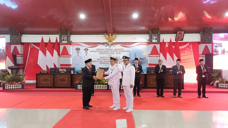 Sertijab Bupati Sampang Sekaligus Rapat Paripurna Digelar di Pendopo Trunojoyo Sampang