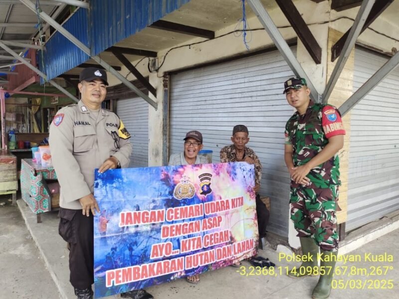 Personel Polsek Kahayan Kuala sambangi warga dan Memberikan himbauan Tentang Larangan Membakar hutan dan lahan