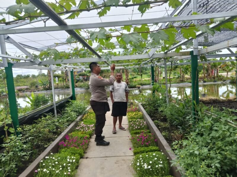 Wujud Kedekatan Dengan Masyarakat, Bhabinkamtibmas Aktif Sambangi Warga Desa Binaanya