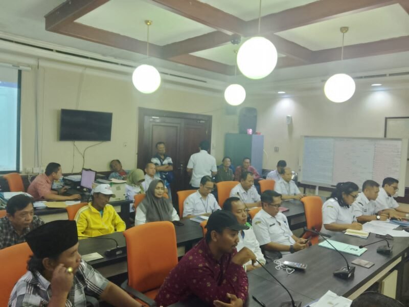 Dishub Surabaya Diduga di Persulit Tebang Pilih Izin Parkir, ada apa ya, Warga Bongkaran Mau Sondingkan ke DPRD Kota Surabaya