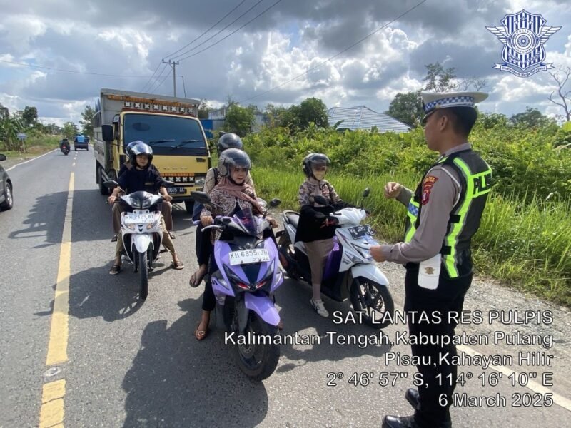 Kanit Kamsel Sampaikan himbauan Kamseltibcarlantas