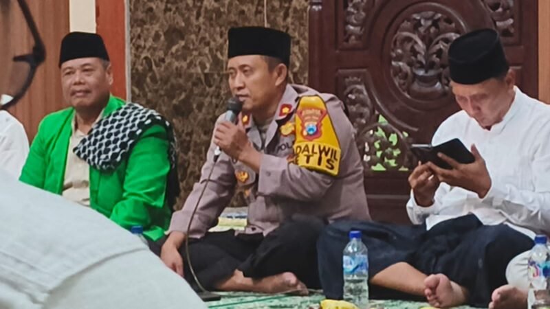 Kapolsek Jetis Bersama Forkopimca Jetis Gandeng Ulama Lakukan Safari Ramadhan