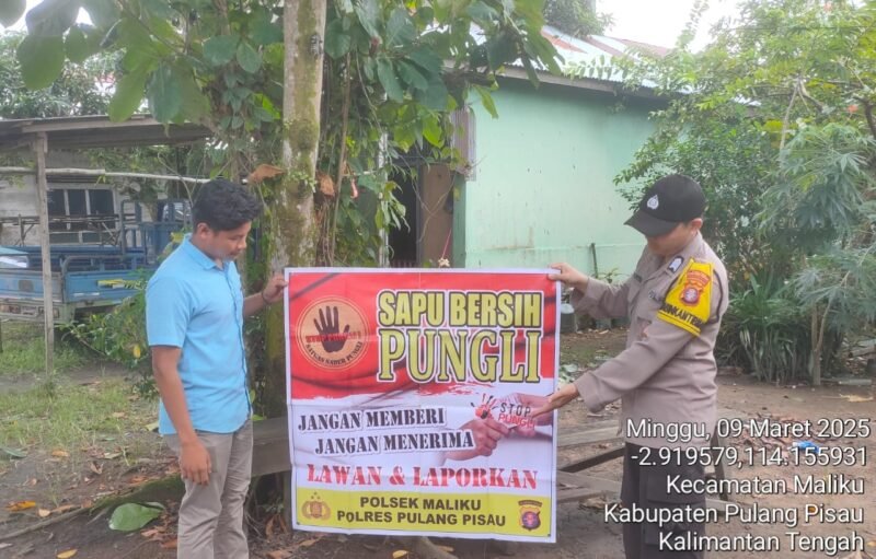 Upaya Menciptakan Birokrasi dan Pemerintahan yang Bersih Bhabinkamtibmas Polsek Maliku Sosialisasikan Program Saber Pungli