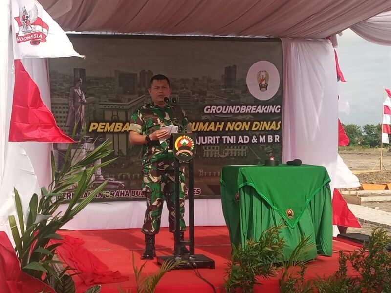 Danrem 071/Wijayakusuma Ground Breaking Pembangunan Rumah Bagi Prajurit TNI AD Dan MBR di Brebes