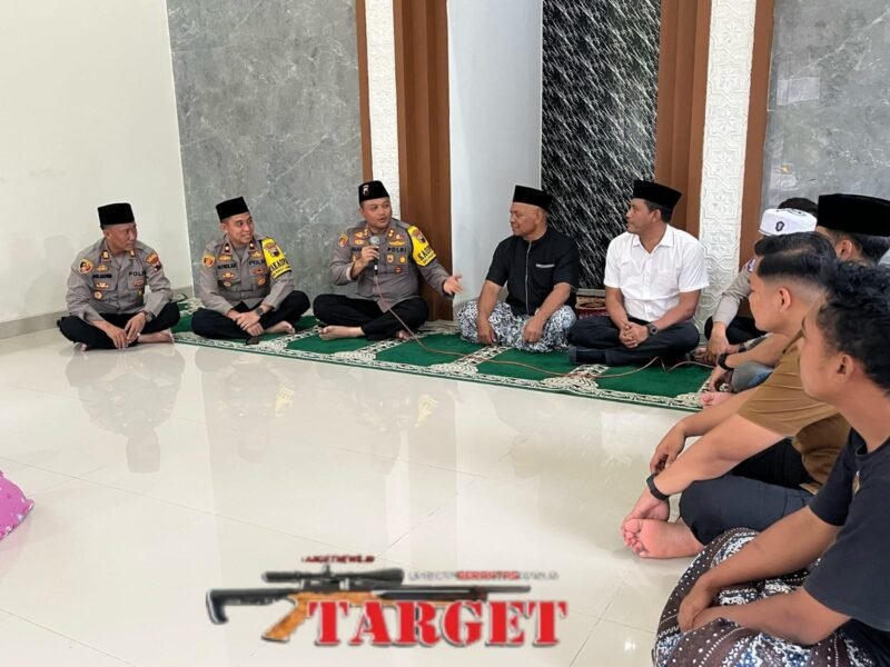 Safari Kamtibmas Subuh, Kapolres Rembang Blusukan Ke Lasem Isi Kultum & Himbauan Kamtibmas Saat Ramadhan
