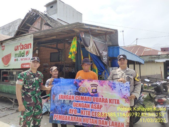 Personel Polsek Kahayan Kuala sambangi warga dan Memberikan himbauan Tentang Larangan Membakar hutan dan lahan