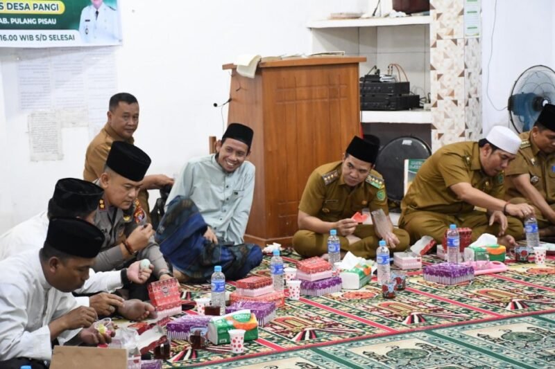 Kapolres Pulang Pisau Bersama Forkopimda Hadiri Safari Ramadhan dan Buka Puasa Bersama