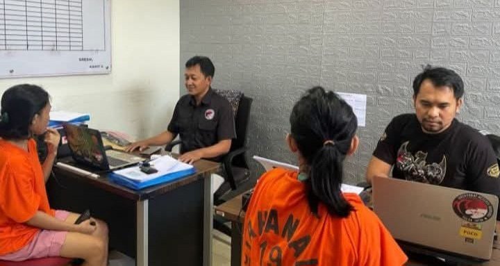 Tangkap Dua Wanita Pelaku Budak Narkoba di Amankan Satresoba Polres Gresik
