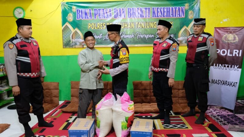Polres Pelabuhan Tanjung Perak: Buka Bersama untuk Anak Yatim Piatu Yayasan Rumah Harapan