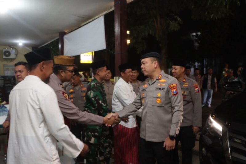 Kapolres Tulungagung Sahur Bersama dan Safari Subuh di Gondang