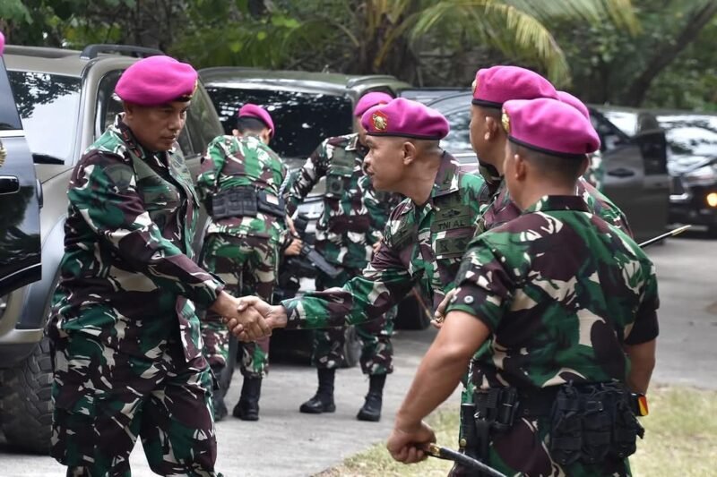 Komandan Brigif 2 Marinir Hadiri Pembaretan Prajurit Muda Korps Marinir