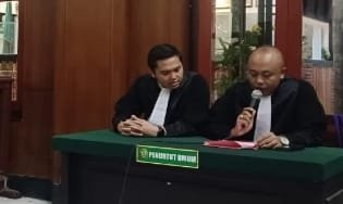 Kasus Perundungan Siswa SMA Gloria ll Dituntut 10 Bulan Penjara dan Denda 5 Juta Rupiah Subsider 1 Bulan Penjara