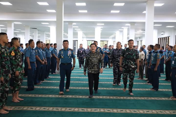 Berkah Seribu Al-Qur'an untuk Keluarga Besar AAL: Menguatkan Spiritualitas dan Integritas