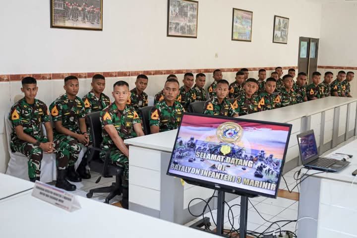 Danyonif 3 Marinir Beri Pembekalan Awal Sebagai Calon Pimpinan Dan Motivasi Kepada Taruna AAL Tingkat IV Angkatan 70 Korps Marinir