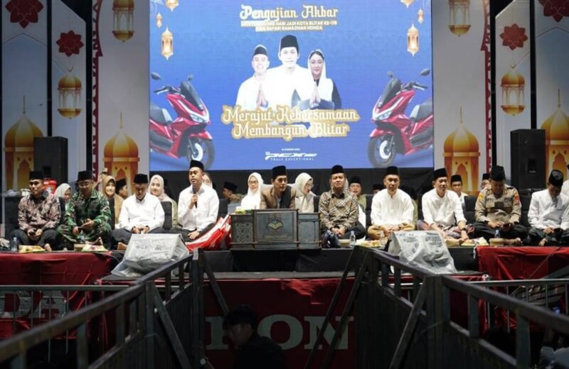 Dandim 0808 Bersama Forkopimda Hadiri Pengajian Sambut Hari Jadi Kota Blitar ke-119 Tahun 2025