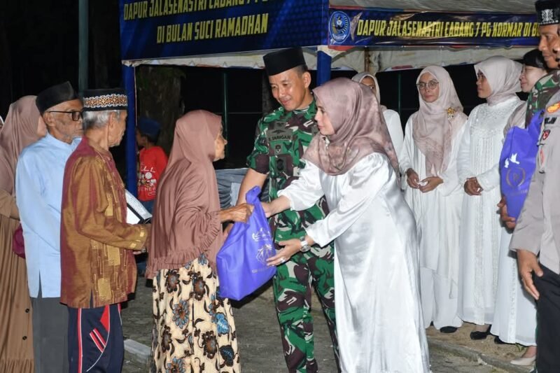 Brigif 4 Mar/BS Gelar Acara Nuzulul Qur'an dan Buka Puasa Bersama di Wilayah Lampung