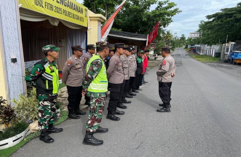 TNI – POLRI Bersinergi Laksanakan POSPAM Menjelang Idul Fitri Di Wilayah Blitar Raya