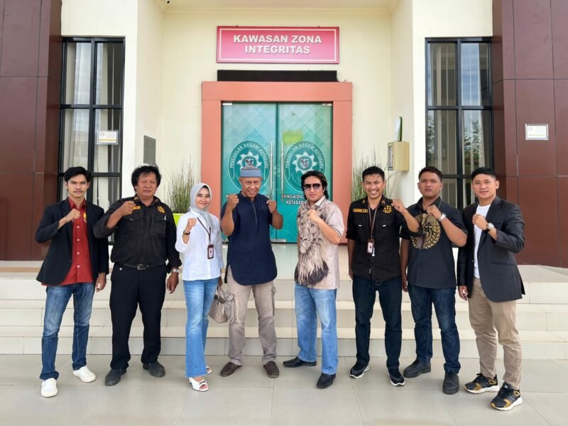 Jaksa Gunakan Pasal ITE Yang Sudah Dihapus, Kuasa Hukum Optimis Putusan Lepas Untuk Suriansyah Atas Laporan SJA
