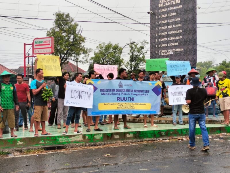 Pimpinan Media K2RNEWS Dan Masyarakat Tuban ,Dukung RUU TNI