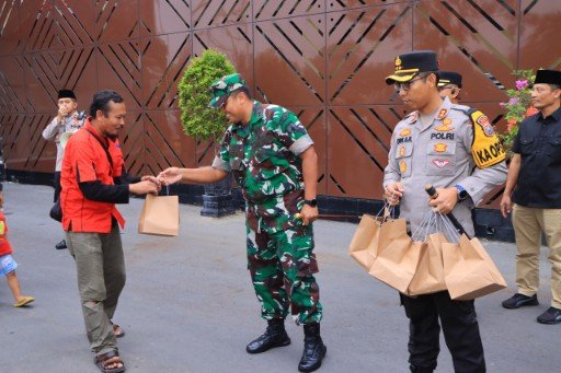 Sinergitas Kodim 0829 dan Polres Bangkalan Gelar Pengajian di Bulan Ramadhan