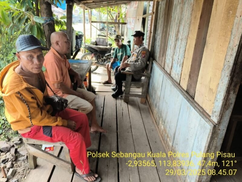 Polsek Sebangau Kuala sambang dan Lakukan Sosialisasi dan imbauan Kepada Masyarakat.