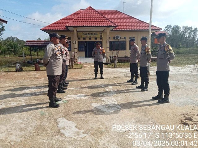 Polsek Sebangau Kuala Laksanakan Apel Serah Terima piket jaga di Halaman Mako Polsek Sebangau Kuala