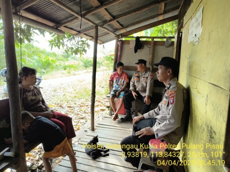 Polsek Sebangau Kuala sambang dan Lakukan Sosialisasi dan imbauan Kepada Masyarakat