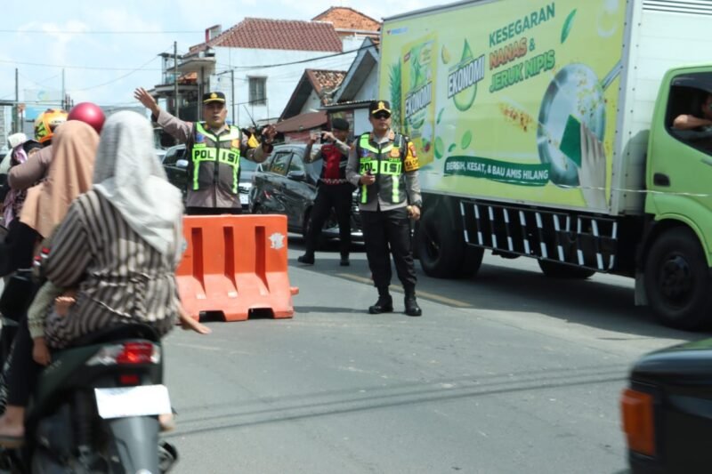 Madura Arus Balik ke Surabaya, Kok Macet kok Bisa