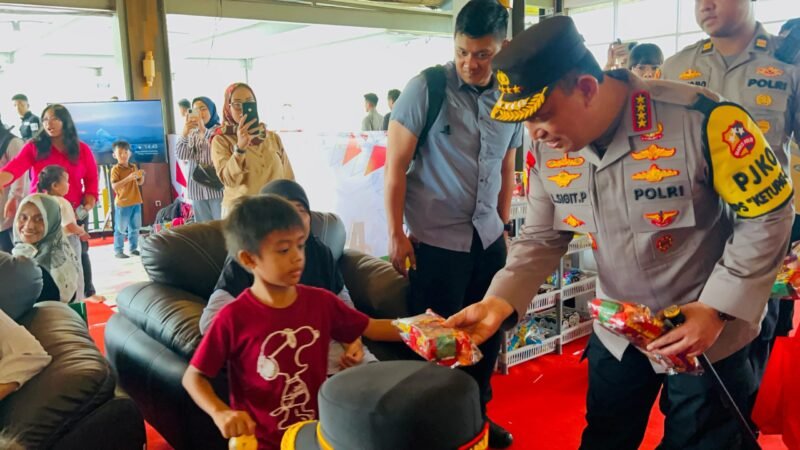 Kapolri Instruksikan, Beri Pelayanan Atur Lalin Arus Balik Lancar