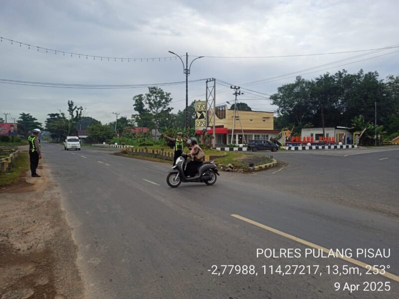 Optimalkan Pelayanan Pagi Hari, Polres Pulang Pisau Gelar Personel Untuk Pengaturan Lalin