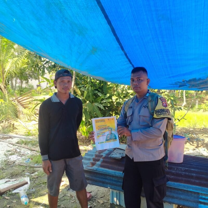 Personil Polsek Pandih Batu Sosialisasi Aplikasi Super APP Polres Pulpis