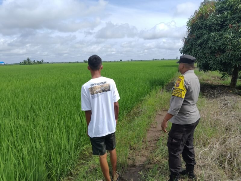 Bhabinkamtibmas Sambangi Warga sekaligus Sisipkan Pesan Kamtibmas