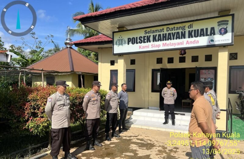 Rutinitas Personil polsek Kahayan kuala melaksanakan serah terima piket penjagaan mako polsek Kahayan kuala