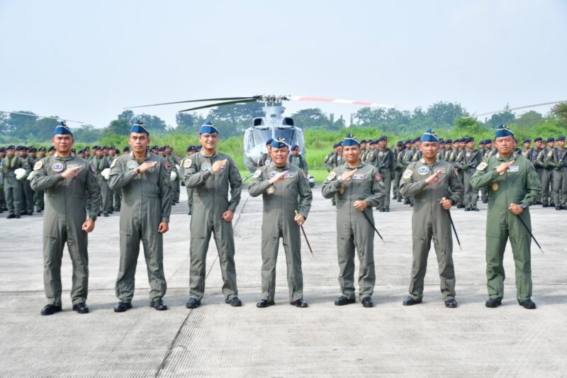 Komandan Puspenerbal Pimpin Sertijab Tiga Komandan Pangkalan Udara TNl AL