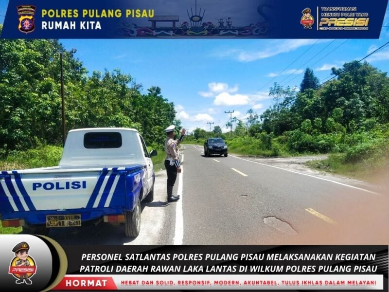 Sat Lantas Polres Pulang Pisau Patroli Kibas Bendera di Daerah Rawan Laka dan Macet