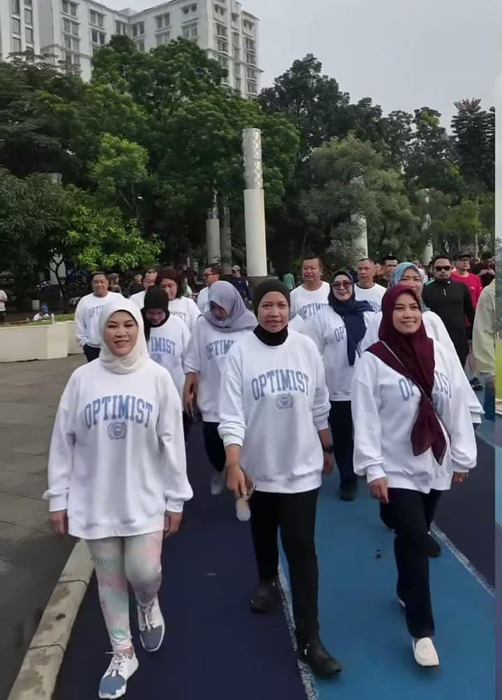 Menyambut Mentari di Gazibu, Lebih Dari Sekadar Jalan Santai