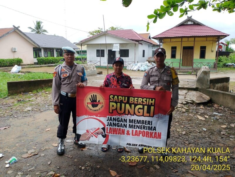 Polsek Kahayan Kuala lakukan sosialisasi kepada warga terkait telah di bentuknya Tim Satgas Saber Pungli di Wilkum Polres Pulang Pisau