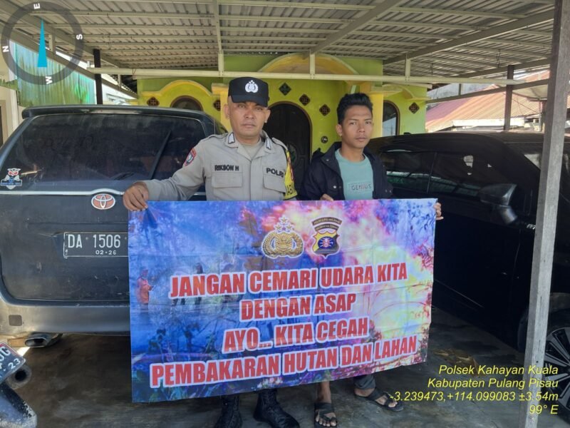 Personel Polsek Kahayan Kuala sambangi warga dan Memberikan himbauan Tentang Larangan Membakar hutan dan lahan
