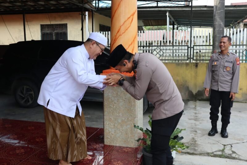 Baru Menjabat Kapolres Pulang Pisau, AKBP Iqbal Sengaji Silaturahmi ke Tokoh Agama dan Kedamangan Adat Dayak