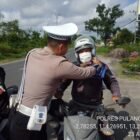 Satlantas Polres Pulang Pisau Sosialisasi Penggunaan Helm dengan Benar