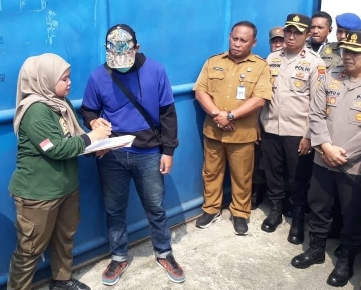 Dampingi Eri Cahyadi Segel Gudang Sentoso Seal, AKBP Wahyu Hidayat Libatkan 71 personil