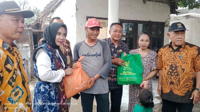 Wakil Bupati Sidoarjo Turun Tangan, Bantu Warga yang Rumahnya Rusak Akibat Angin Kencang