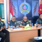 KREATIF DALAM BIDANG OLAHRAGA MAUPUN BIDANG TERITORIAL, DANREM 121/ABW BRIGJEN TNI PURNOMOSIDI, S.I.P., M.A.P., M.HAN., SAAT BERIKAN PENEKANAN KEPADA DANSAT JAJARAN KOREM 121/ABW