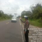 Personel Satlantas Polres Pulang Pisau Menggelar Patroli Daerah Rawan Laka dan Rawan Pelanggaran Lalu Lintas