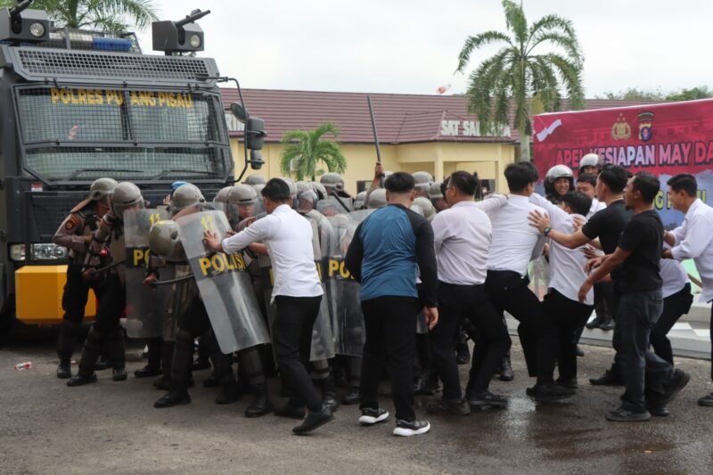Kesiapan Hadapi May Day, Polres Pulang Pisau Gelar Simulasi Penanganan Unjuk Rasa