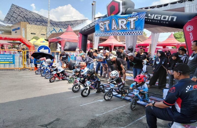 Cengkrama Forkopimda Hadirkan Senyuman Di Pushbike Competition Kota Blitar