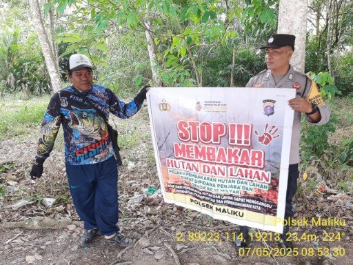 Sosialisasikan Larangan Karhutla, Bhabinkamtibmas Polsek Maliku Himbau Masyarakat jaga Hutan dan Lahan dengan Baik