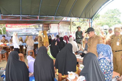 Kesehatan Masyarakat Prioritas, TMMD Kodim 1002/HST Adakan Pelayanan Gratis
